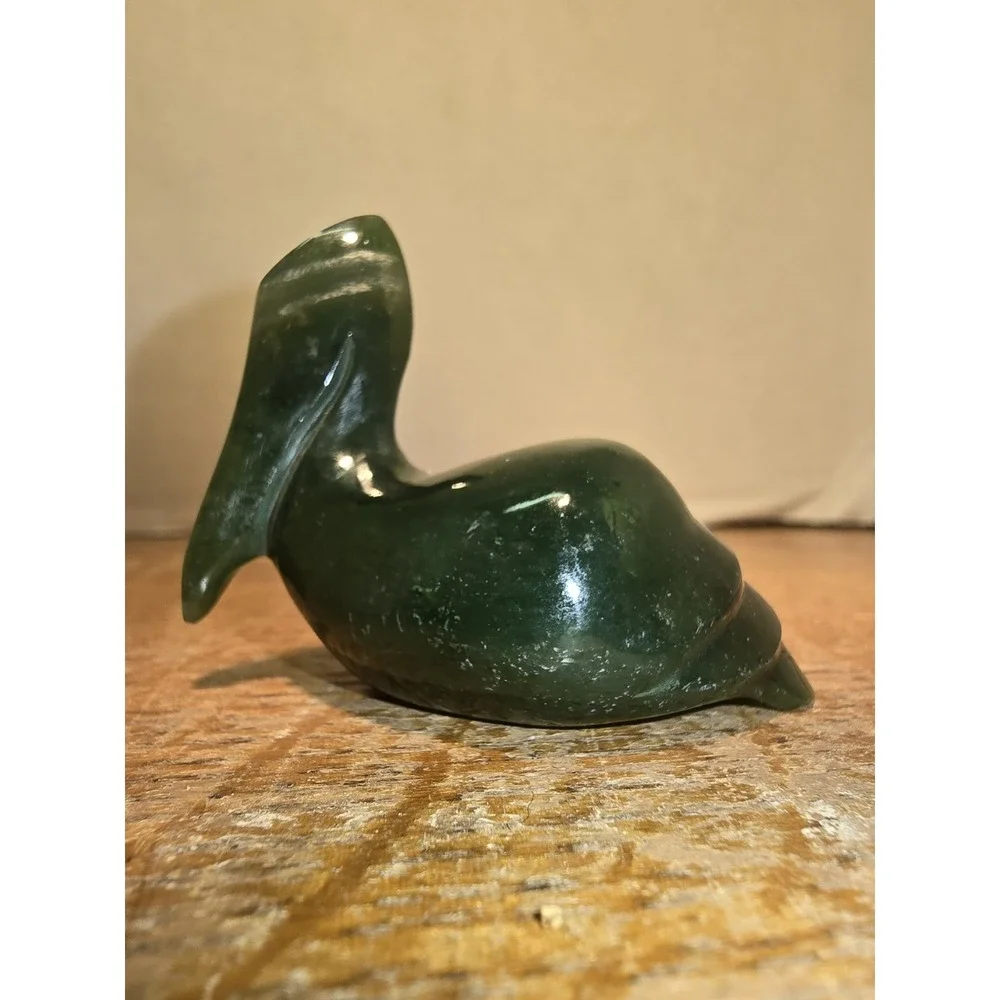 Vintage Jade Green‎ Stone Pelican Bird Figurine Carved 2